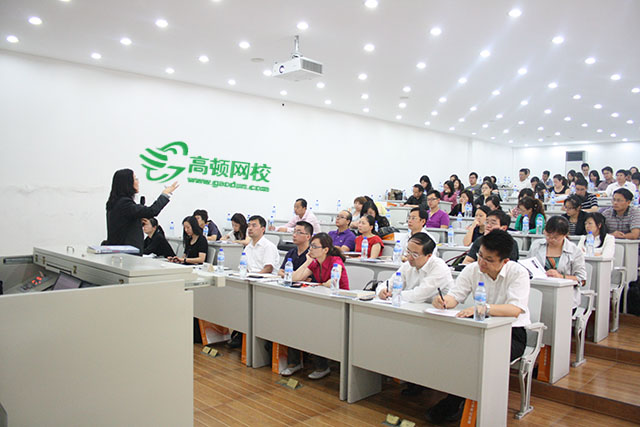 2019考初级会计考试会难吗？