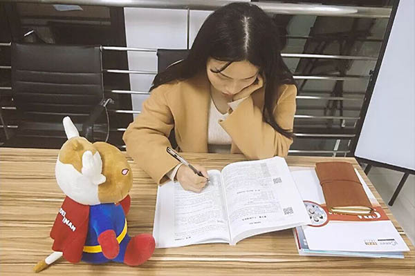 2019初级会计考试时间什么时候开始？
