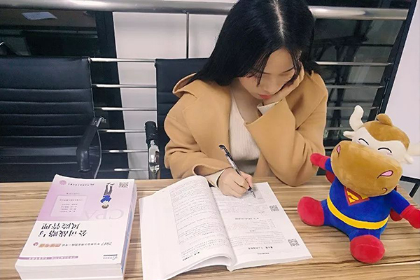 考会计从业，初级、中级、高级、注册会计师需要多久时间？